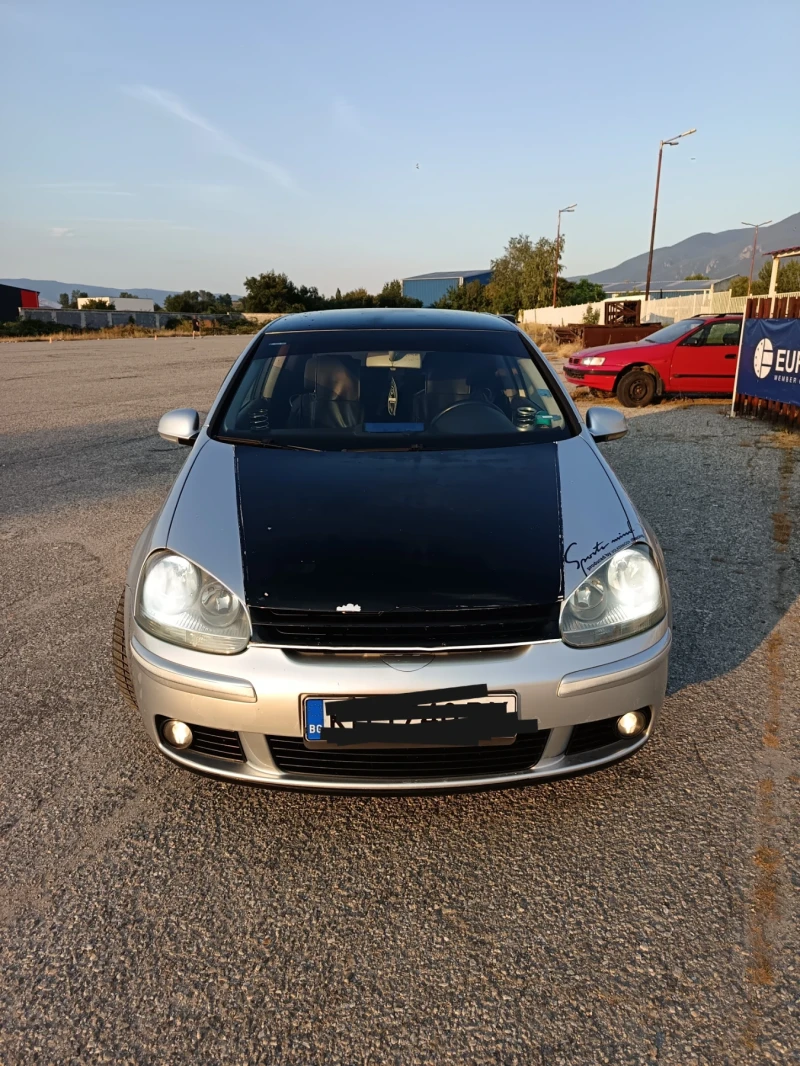 VW Golf 5, снимка 7 - Автомобили и джипове - 51009127