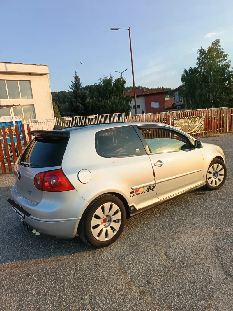 VW Golf 5, снимка 5 - Автомобили и джипове - 51009127