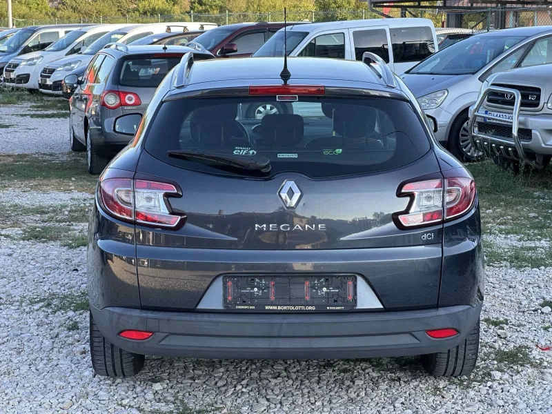 Renault Megane 1.5/DCI ИТАЛИЯ, снимка 4 - Автомобили и джипове - 52630595