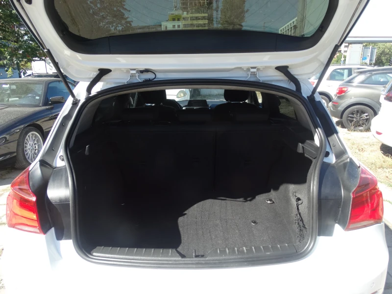 BMW 116 1.5 - 116 k.s., снимка 6 - Автомобили и джипове - 52011299