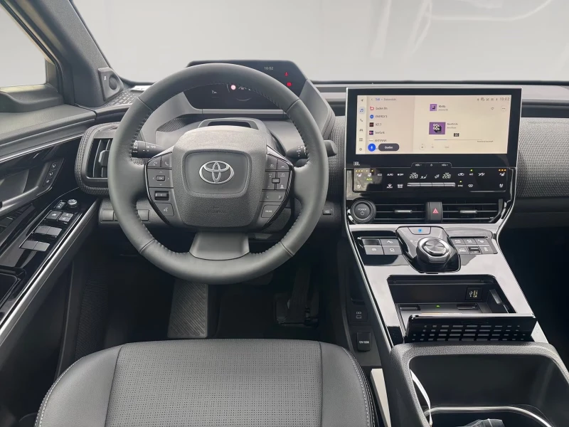 Toyota bZ4X BEV/218HP/LOUNGE/PANO/MEMO/AWD/360/JBL/KLESS/524g, снимка 8 - Автомобили и джипове - 52235612