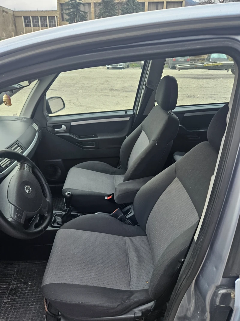 Opel Meriva, снимка 3 - Автомобили и джипове - 52664374