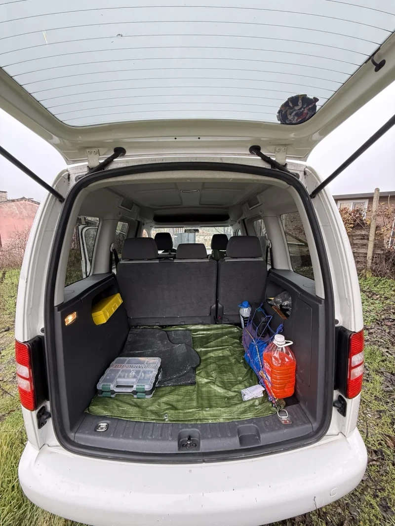 VW Caddy, снимка 7 - Автомобили и джипове - 52971704