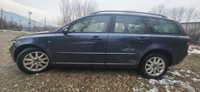 Volvo V50 2.0 D, снимка 3 - Автомобили и джипове - 53358018