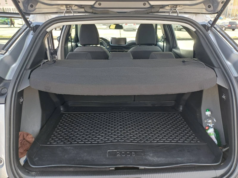 Peugeot 2008, снимка 11 - Автомобили и джипове - 53560145