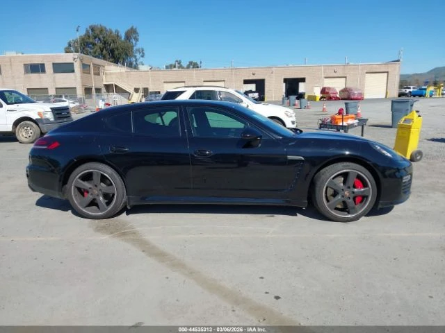 Porsche Panamera GTS| ALCANTARA| BOSE| , снимка 13 - Автомобили и джипове - 54434311