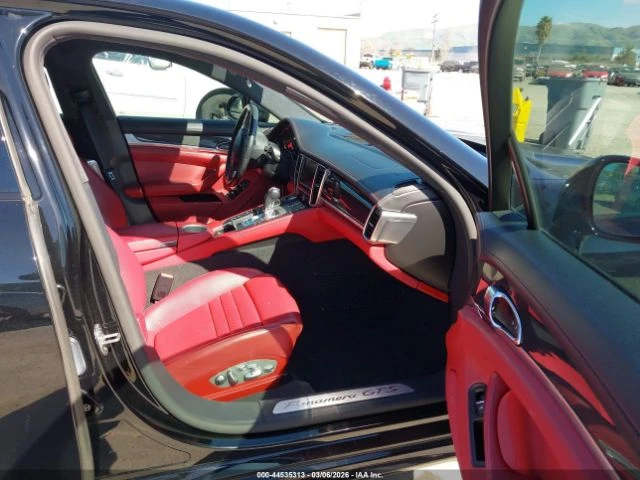 Porsche Panamera GTS| ALCANTARA| BOSE| , снимка 7 - Автомобили и джипове - 54434311
