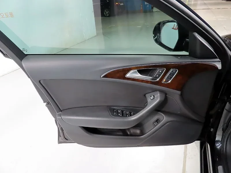 Audi A6 45 Tdi Quattro C7, снимка 14 - Автомобили и джипове - 56117279