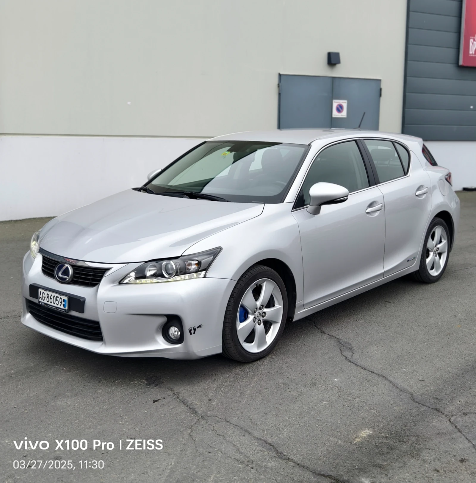 Lexus CT 200h 1.8HSD Swiss Auto., снимка 1