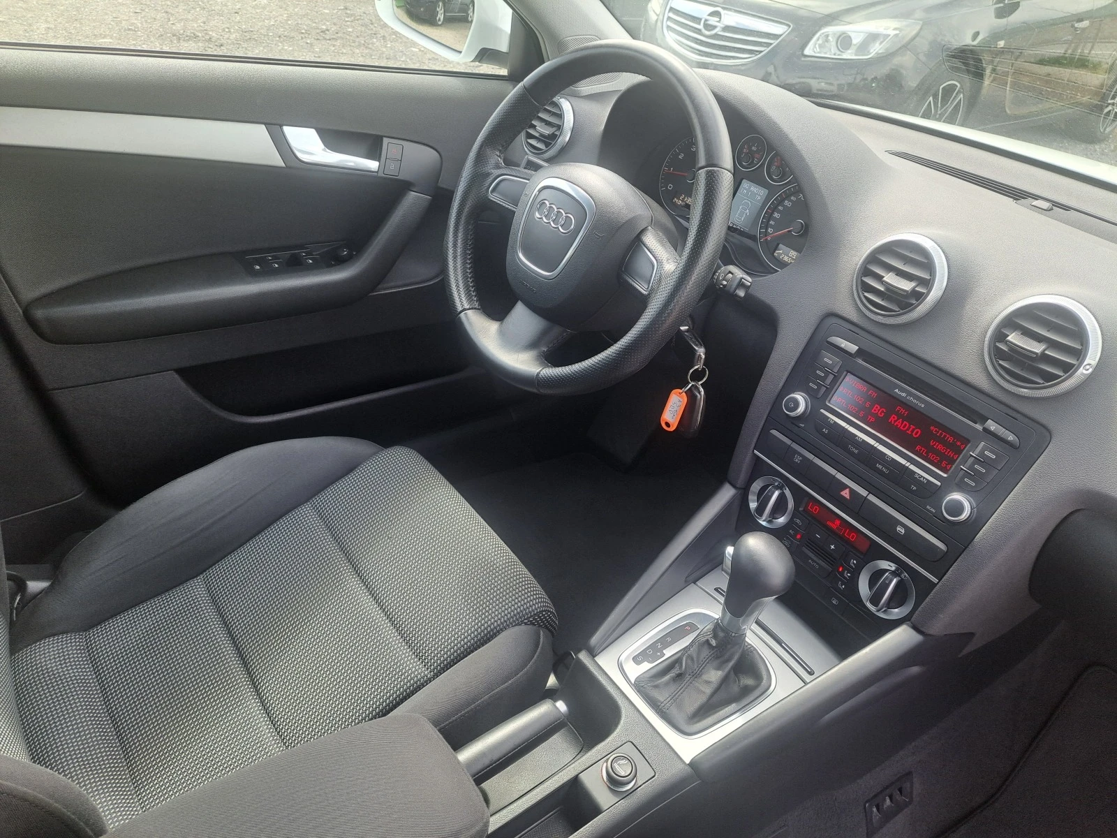 Audi A3 1.6i 102к.с. АВТОМАТ  - изображение 9