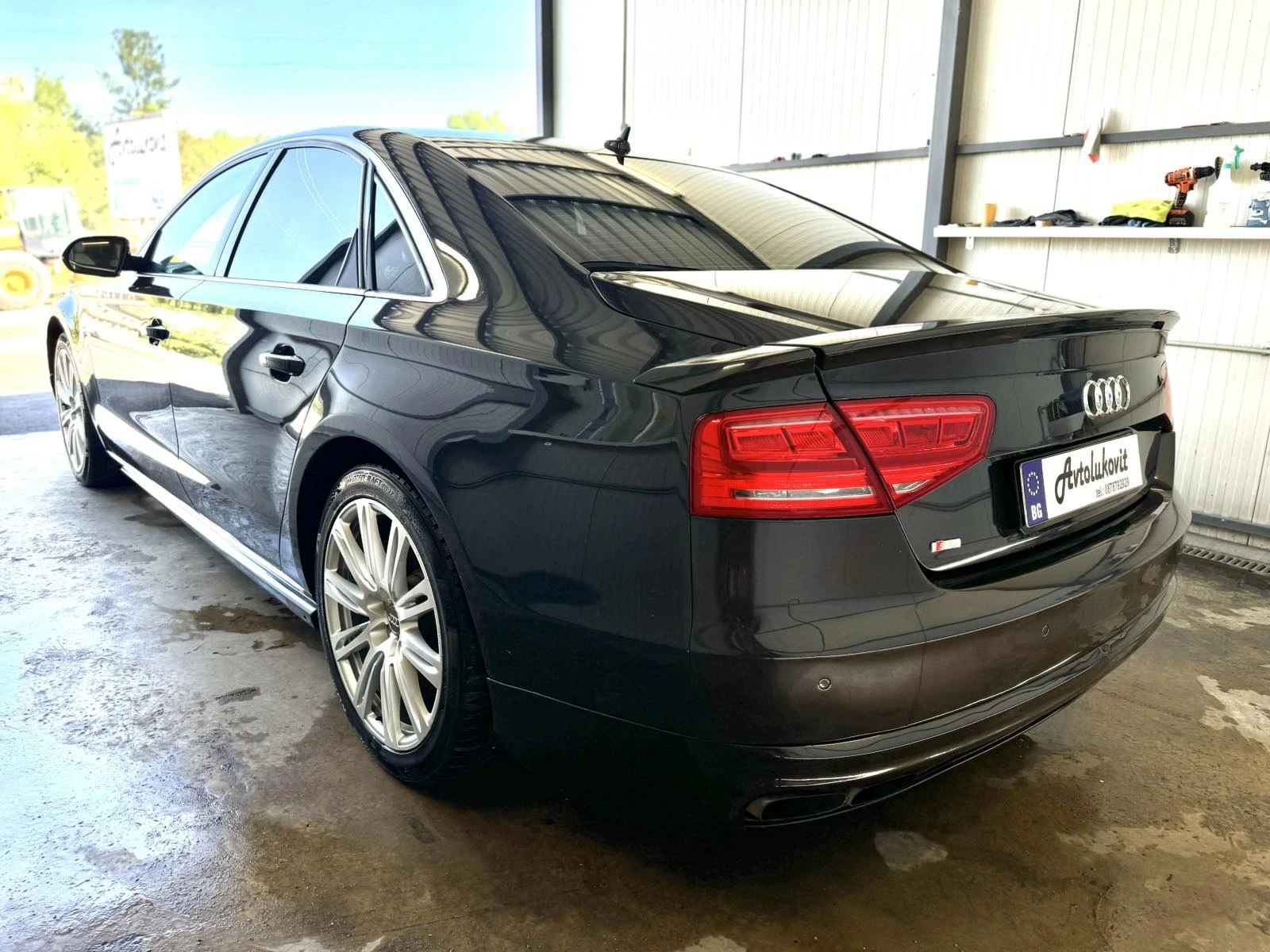 Audi A8 4.2i - изображение 6