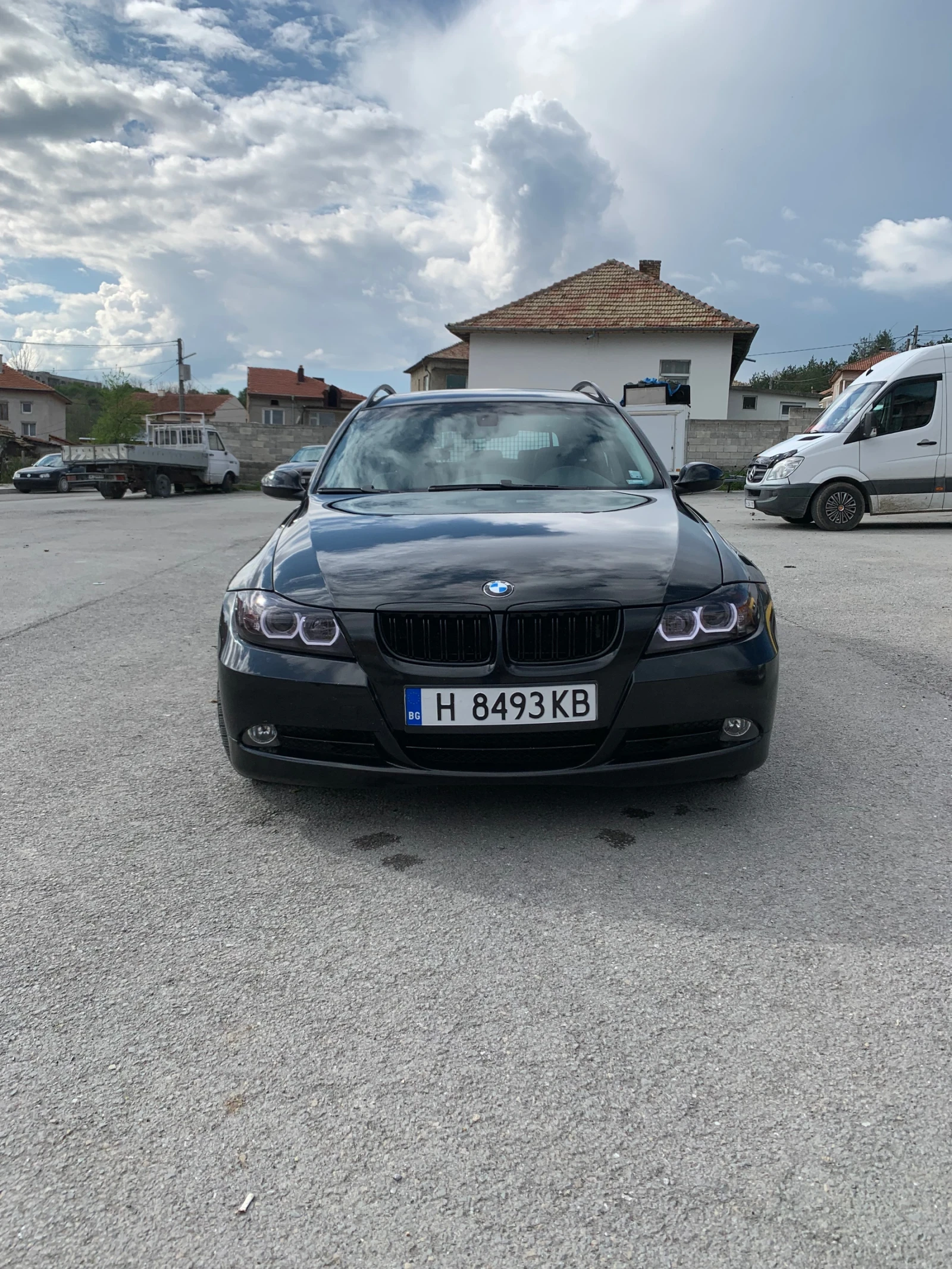 BMW 335 3.5d - изображение 3
