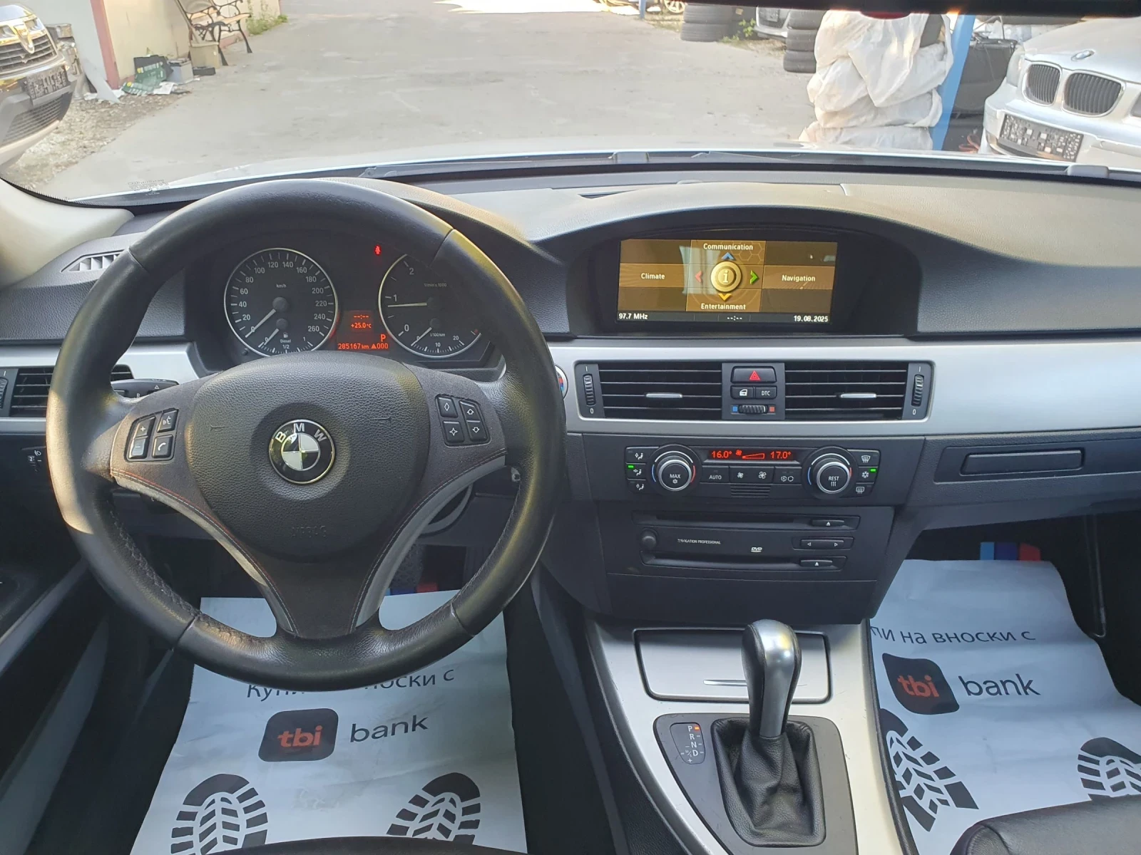 BMW 320 AUT NAVI  KOJA 163ks 2007g - изображение 9