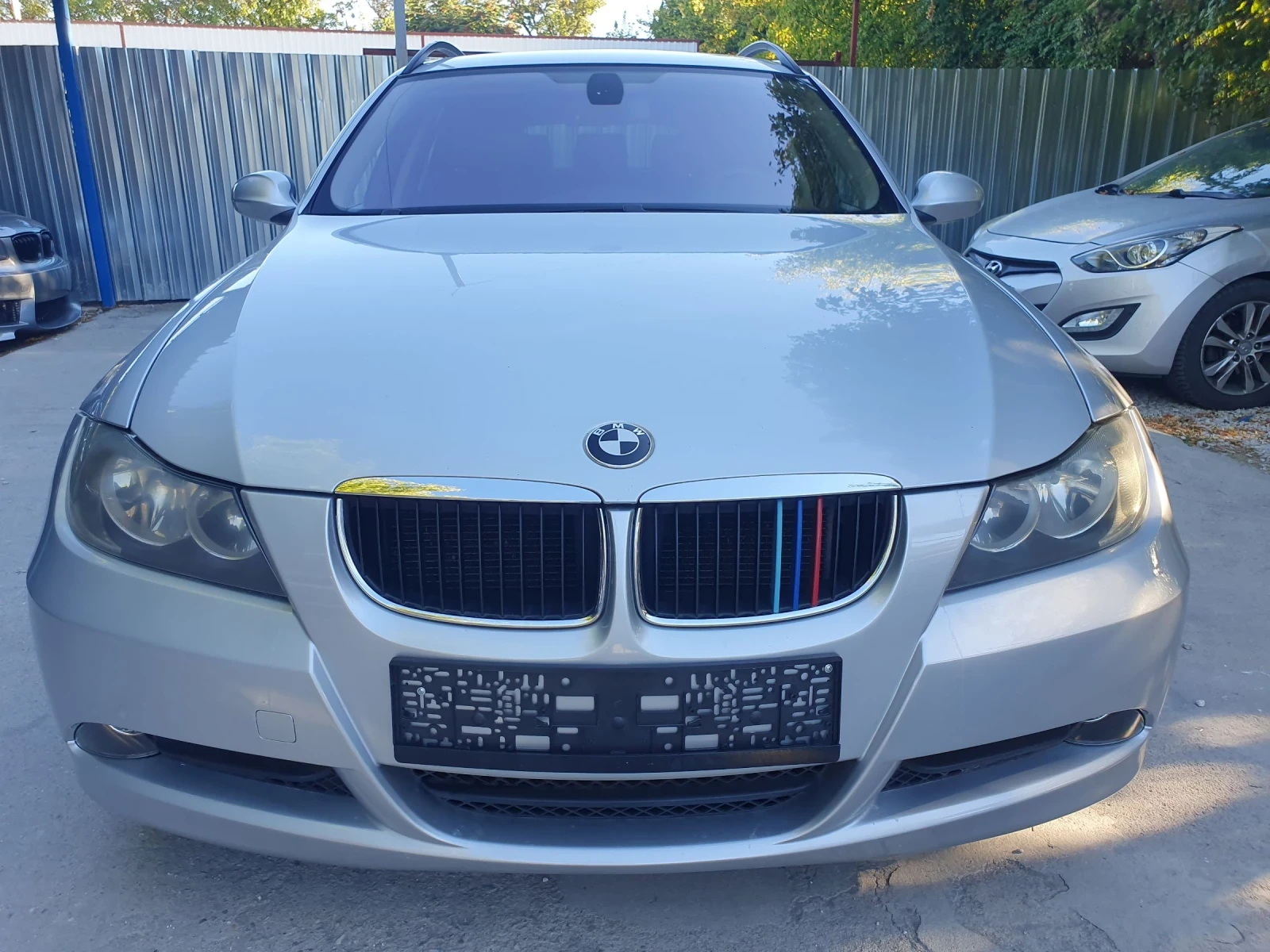 BMW 320 AUT NAVI  KOJA 163ks 2007g - изображение 2