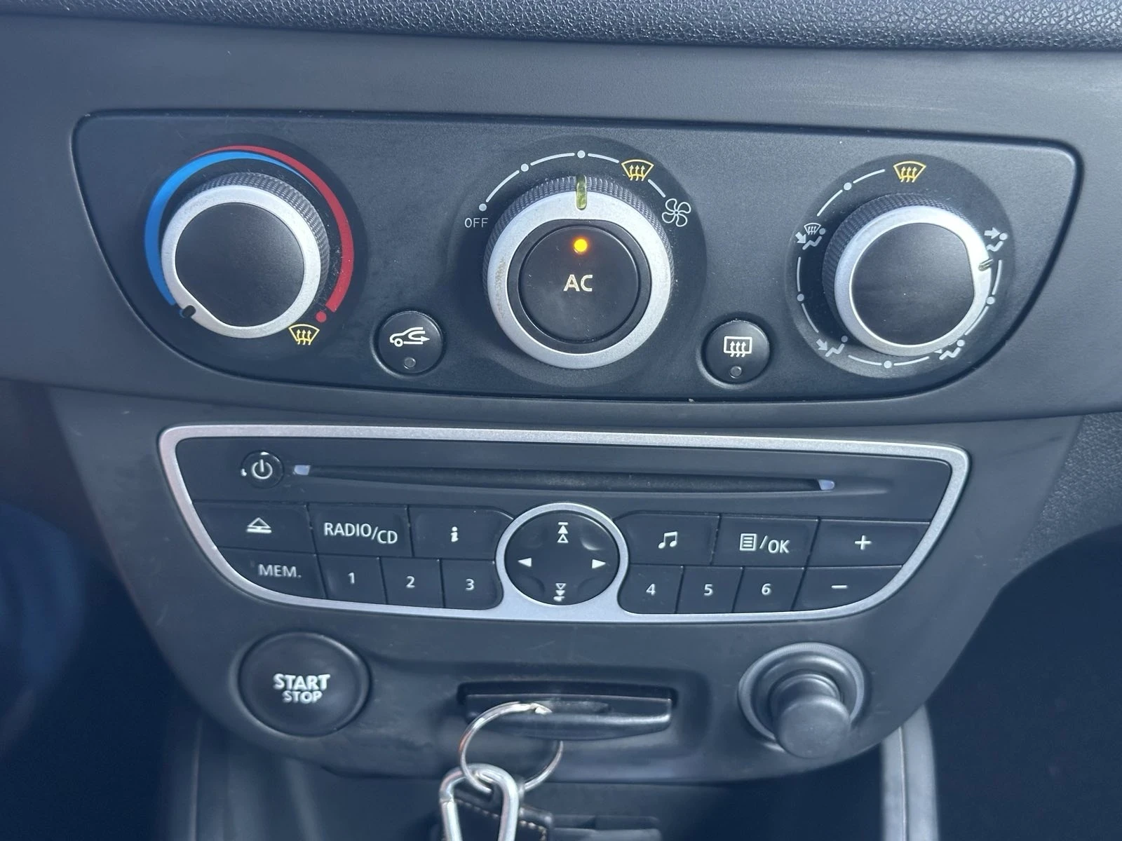 Renault Megane 1.5/DCI  | Mobile.bg   14