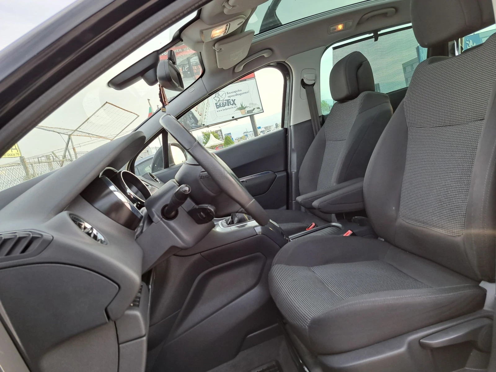 Peugeot 5008 1.6d////  | Mobile.bg   13