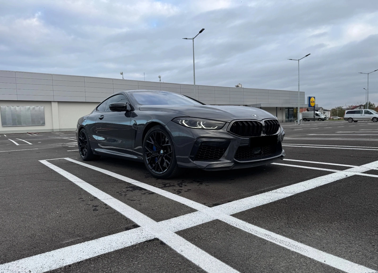 BMW M8 Competition - изображение 2