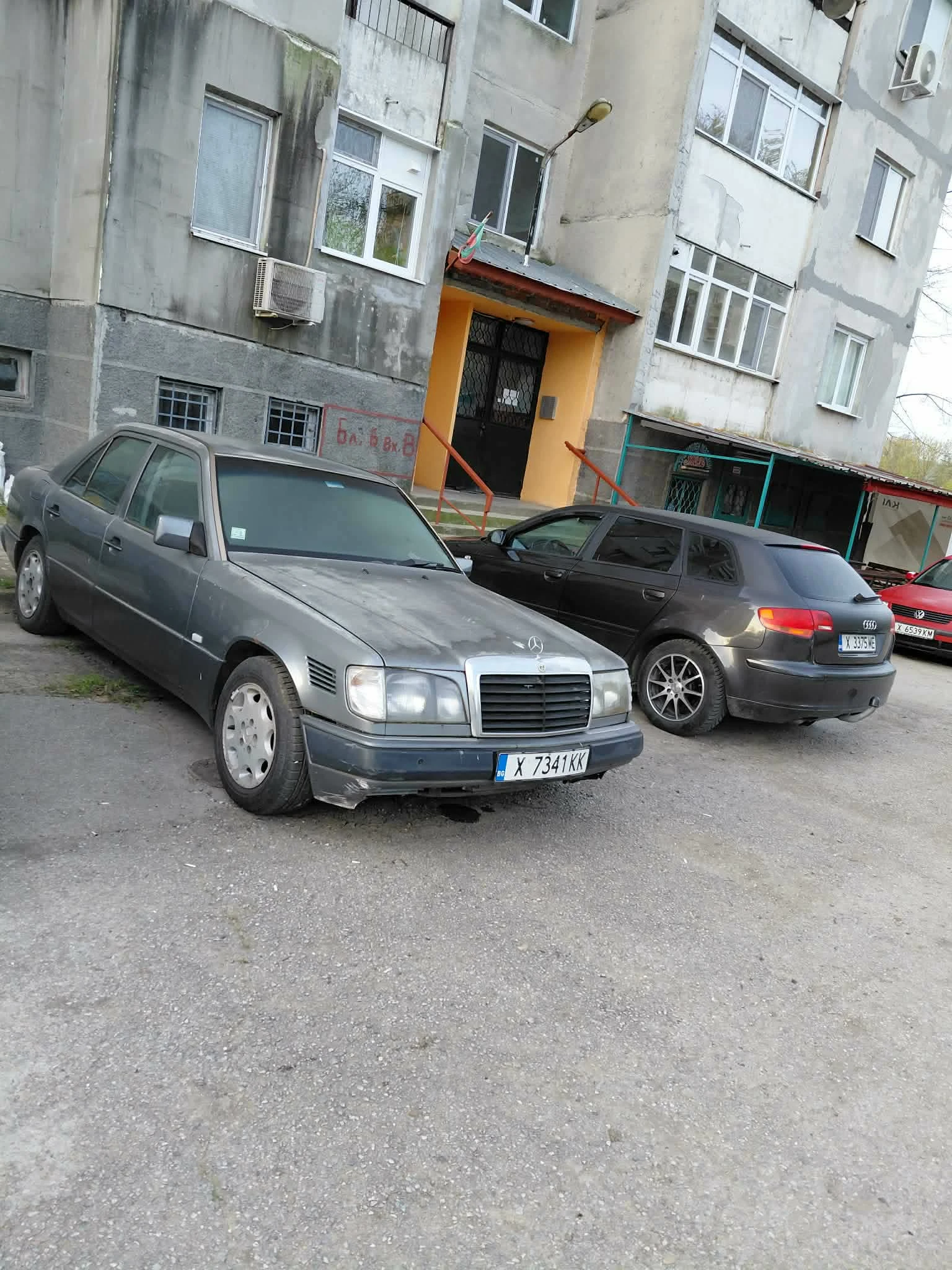 Mercedes-Benz 124, снимка 5 - Автомобили и джипове - 54331105
