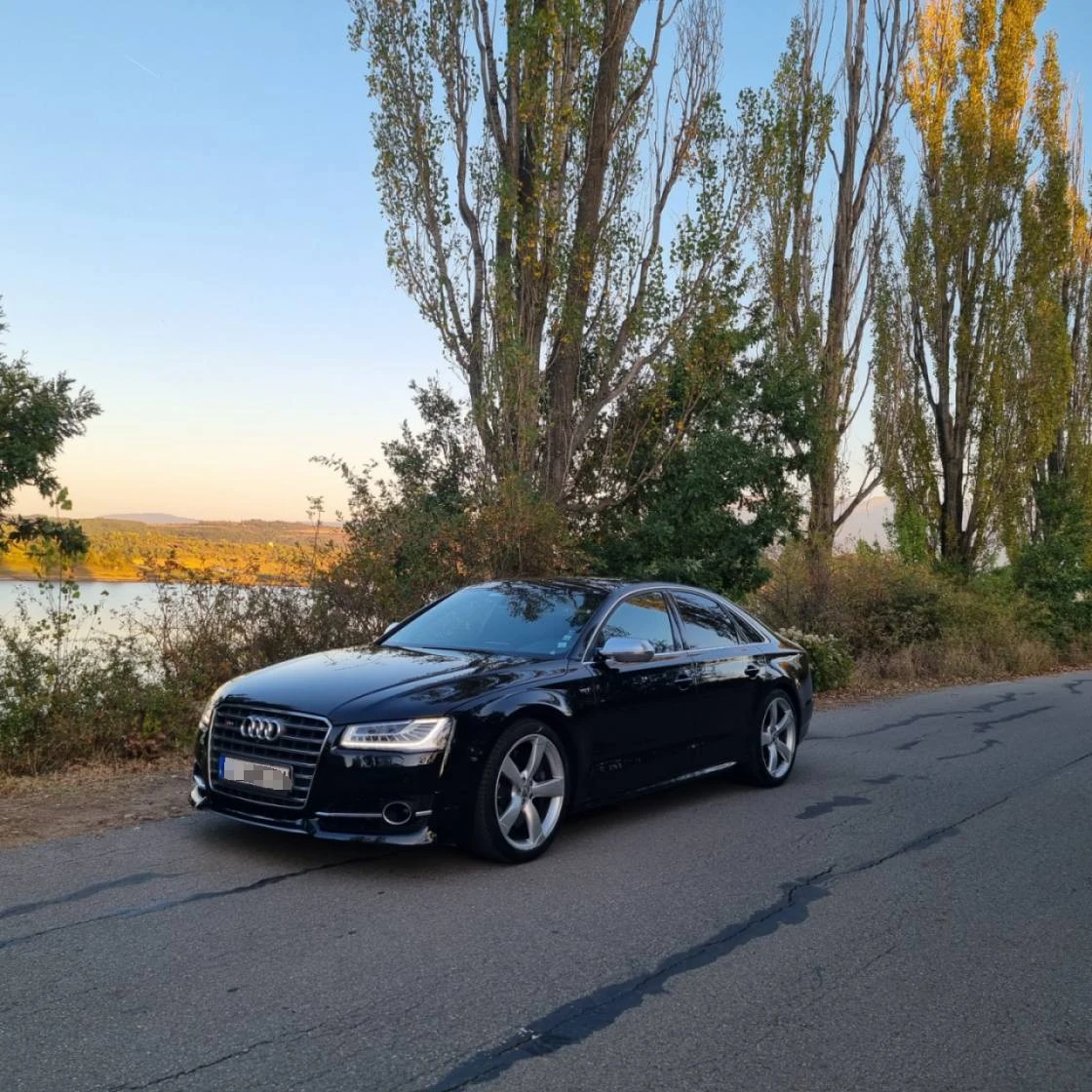 Audi S8