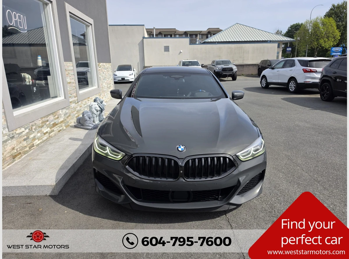 BMW 850 xDrive M-Sport* DISTRONIC* HARMAN KARDON* 360 CAM*, снимка 2 - Автомобили и джипове - 54776611