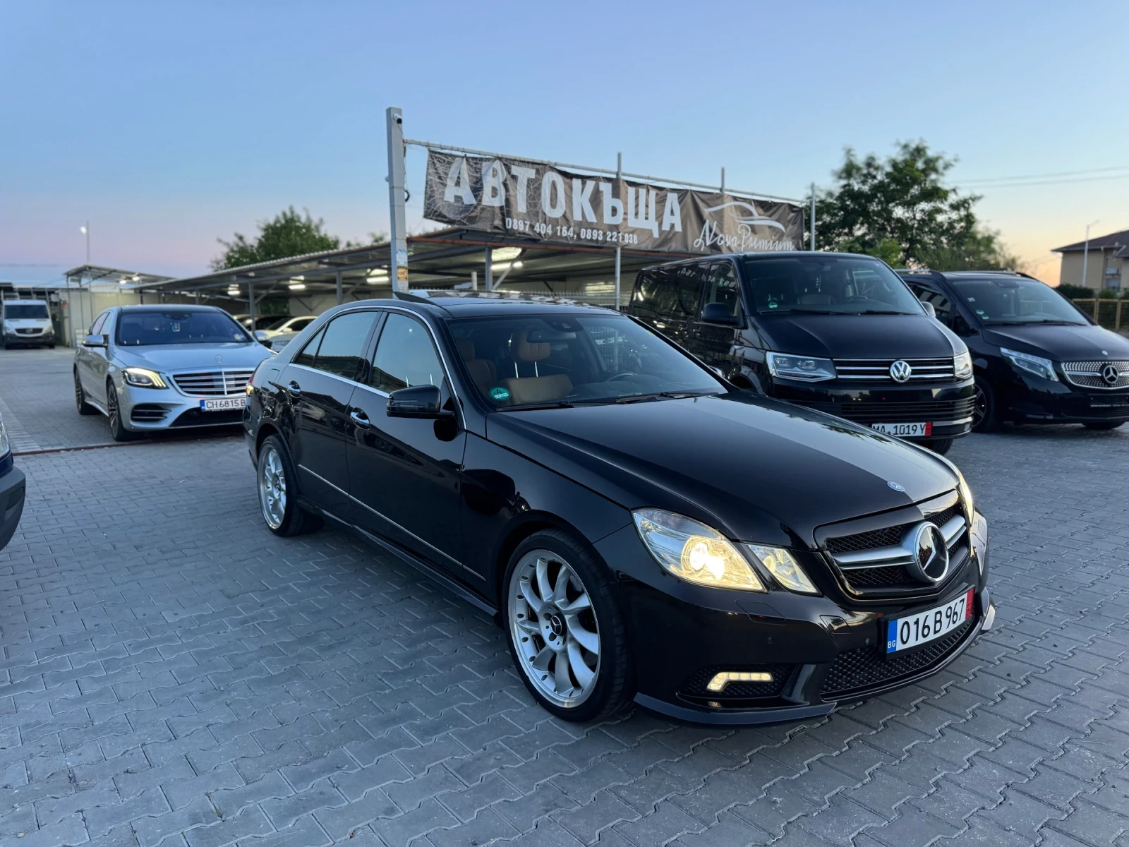Mercedes-Benz E 350 AMG PANO MASAGGE KAMERI FULL, снимка 2 - Автомобили и джипове - 54910722