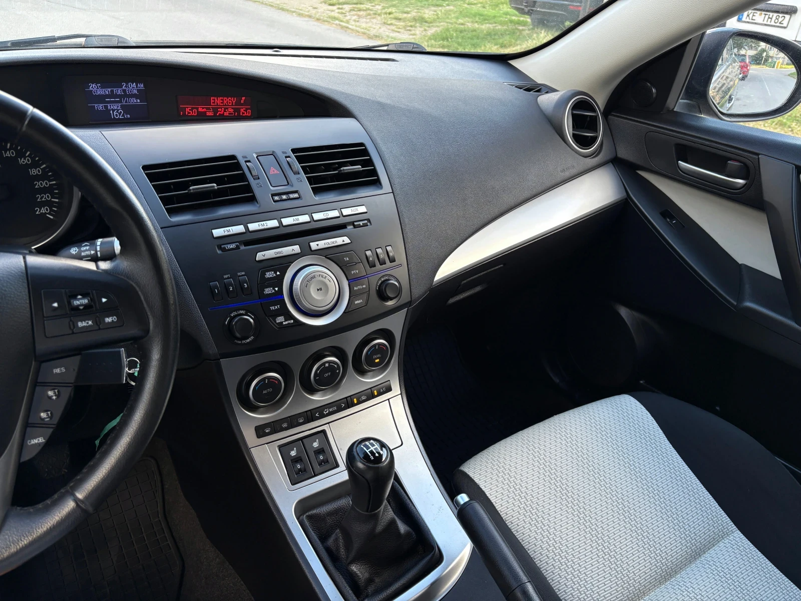 Mazda 3 1.6i LIMITED* 96 000км* , снимка 11 - Автомобили и джипове - 54963889