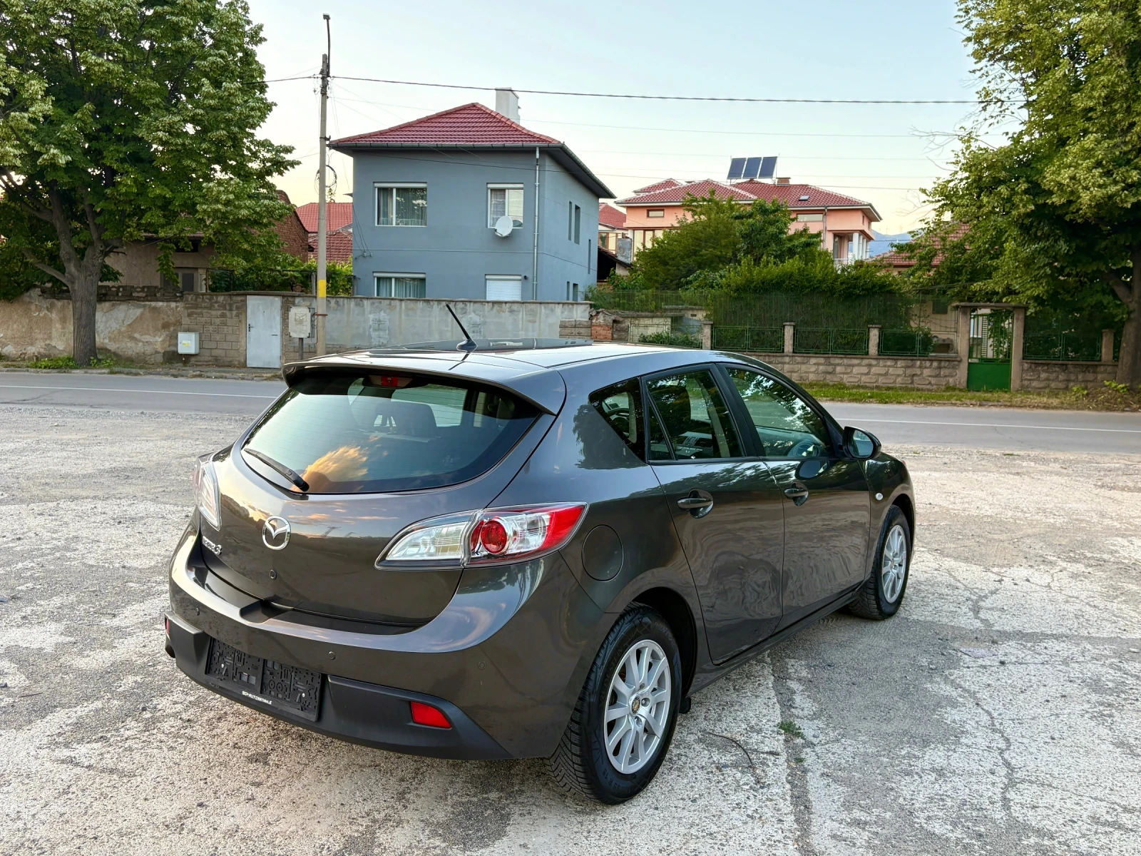 Mazda 3 1.6i LIMITED* 96 000км* , снимка 4 - Автомобили и джипове - 54963889