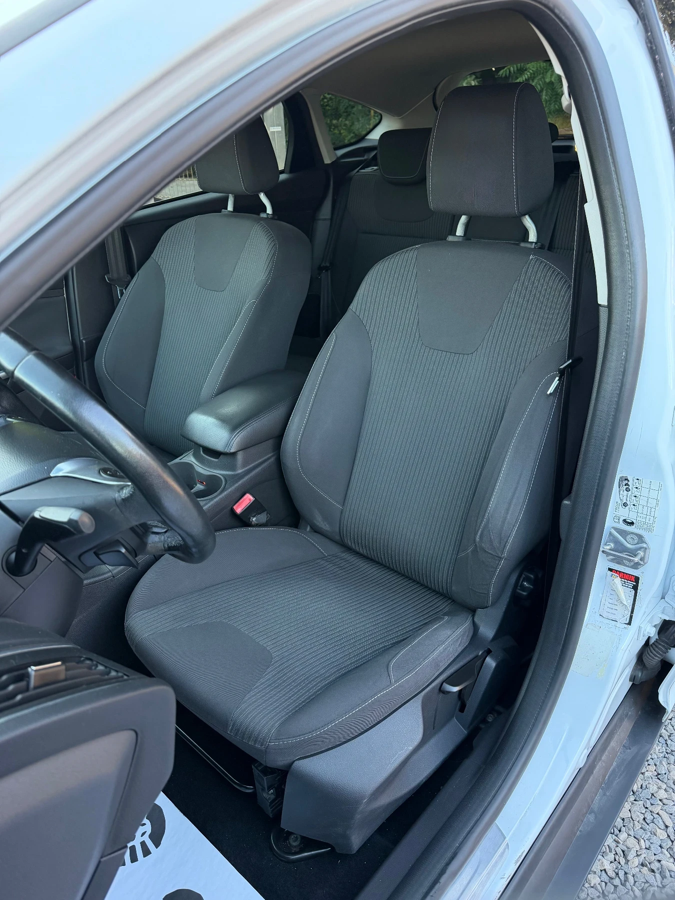 Ford Focus 1.6TDCi 116к.с * Климатроник* * Face-Lift* , снимка 12 - Автомобили и джипове - 55052515