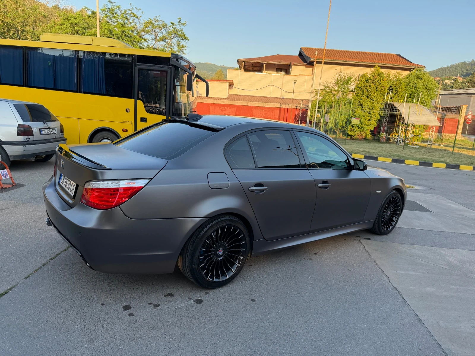 BMW 530 D/M-Pack/Facelift!, снимка 7 - Автомобили и джипове - 55092738