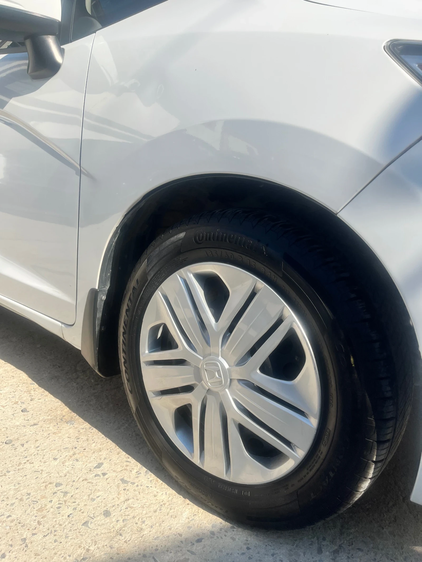 Honda Fit, снимка 11 - Автомобили и джипове - 55215516