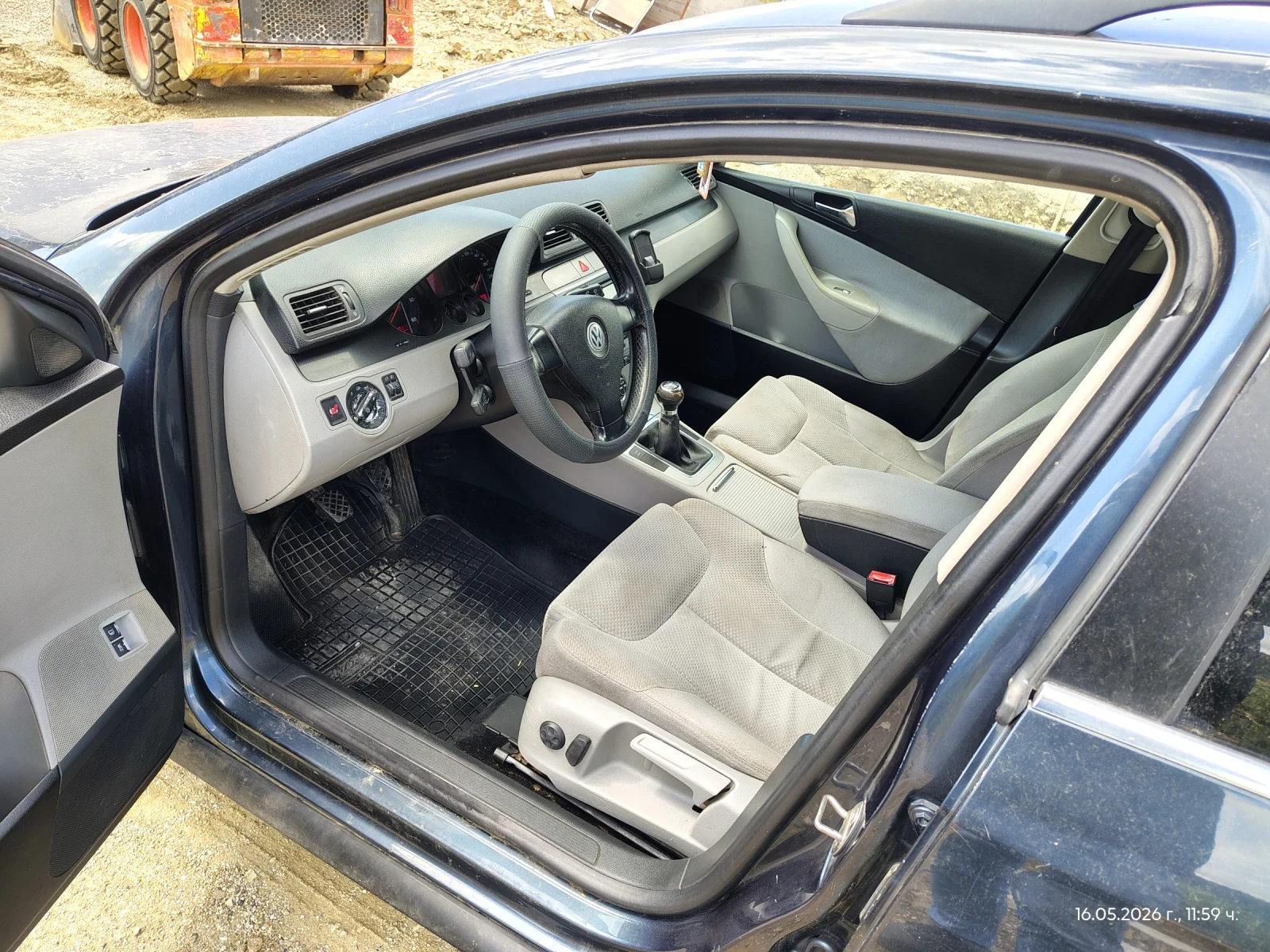 VW Passat, снимка 6 - Автомобили и джипове - 55379564