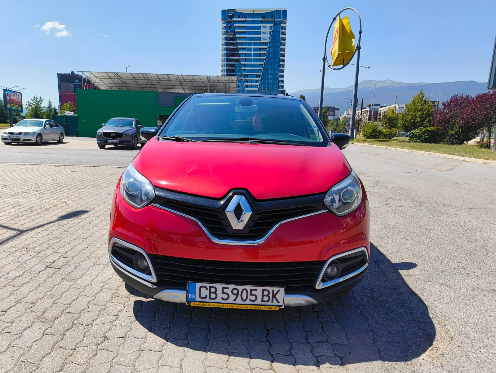 Renault Captur, снимка 2 - Автомобили и джипове - 55612231