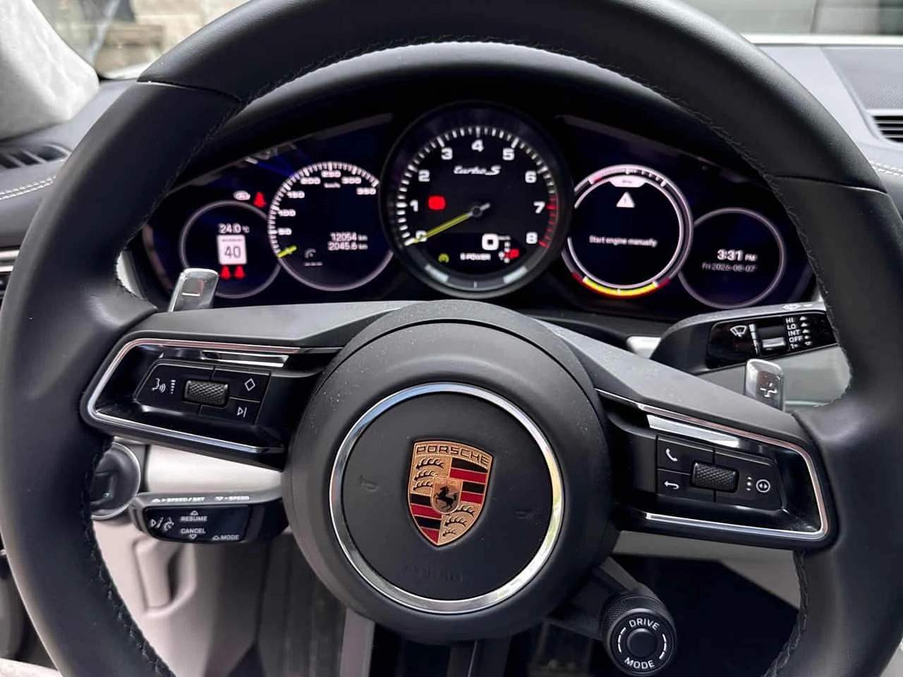 Porsche Panamera * Turbo S E Hybrid * CARFAX * ОПЦИЯ ЗА ФИНАНСИРАНЕ, снимка 8 - Автомобили и джипове - 55647994