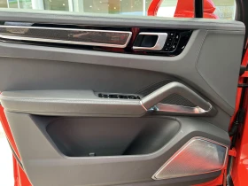 Porsche Cayenne Turbo S E-Hybrid/CERAMIC/CARBON/BURM/ГАРАНЦИЯ06.26, снимка 7