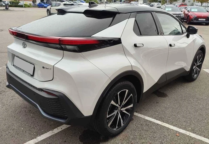 Toyota C-HR 2.0 HYBRID 197hp, снимка 2 - Автомобили и джипове - 47626156