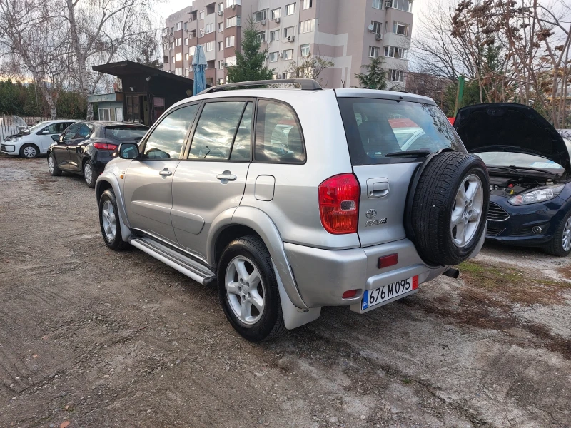 Toyota Rav4 2.0D4D*  36м. х 223лв.* , снимка 3 - Автомобили и джипове - 48309122