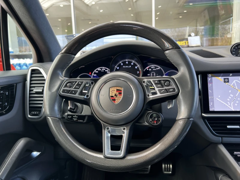 Porsche Cayenne Turbo S E-Hybrid/CERAMIC/CARBON/BURM/ГАРАНЦИЯ06.26, снимка 11 - Автомобили и джипове - 52622538