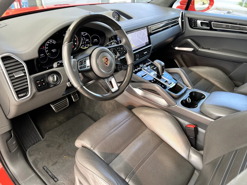 Porsche Cayenne Turbo S E-Hybrid/CERAMIC/CARBON/BURM/ГАРАНЦИЯ06.26, снимка 10 - Автомобили и джипове - 52622538