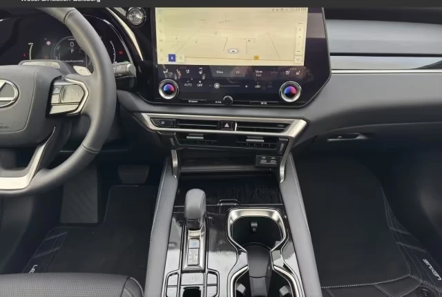 Lexus RX 450h plus 2.5PHEV/309HP/F-SPORT/PANO/HUD/360/LED/DIGI/121h, снимка 10 - Автомобили и джипове - 52661899