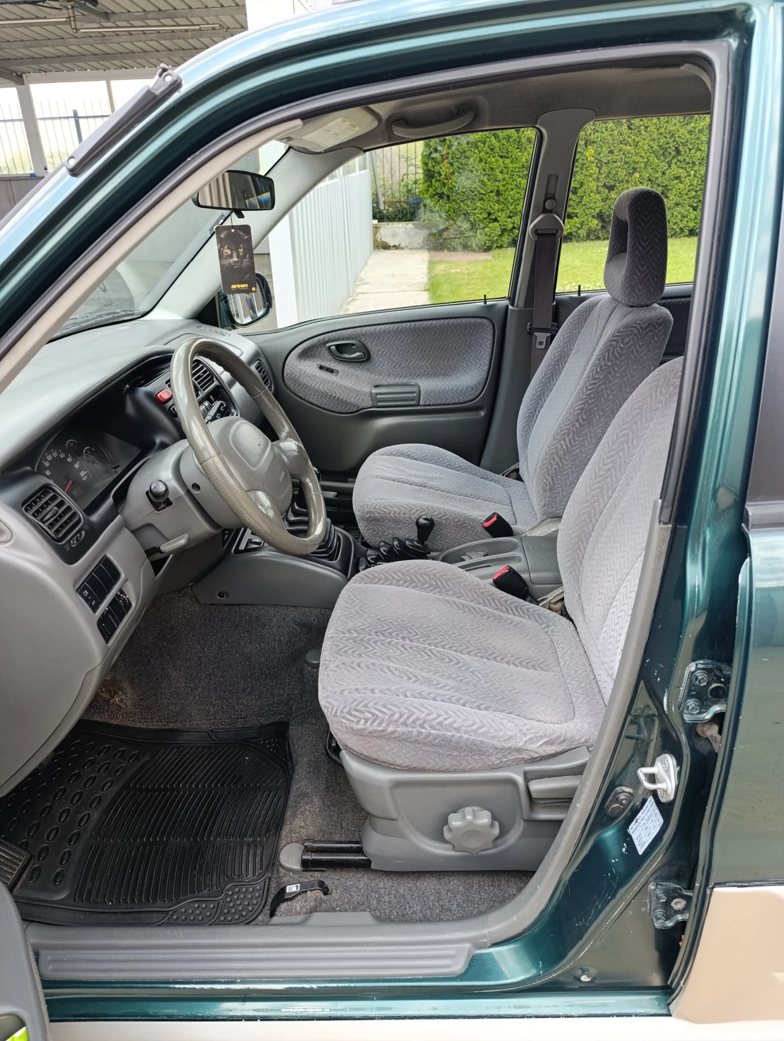 Suzuki Grand vitara 2.0 HDI - изображение 8