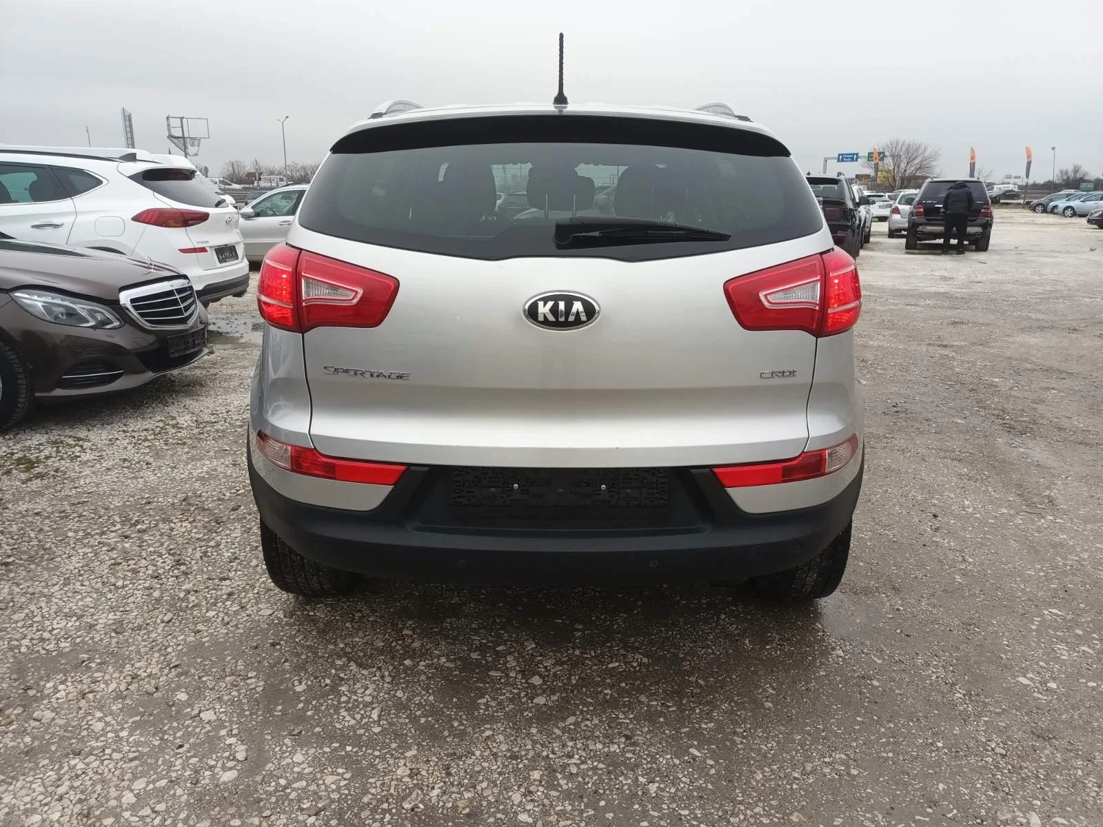 Kia Sportage, снимка 2 - Автомобили и джипове - 53468047