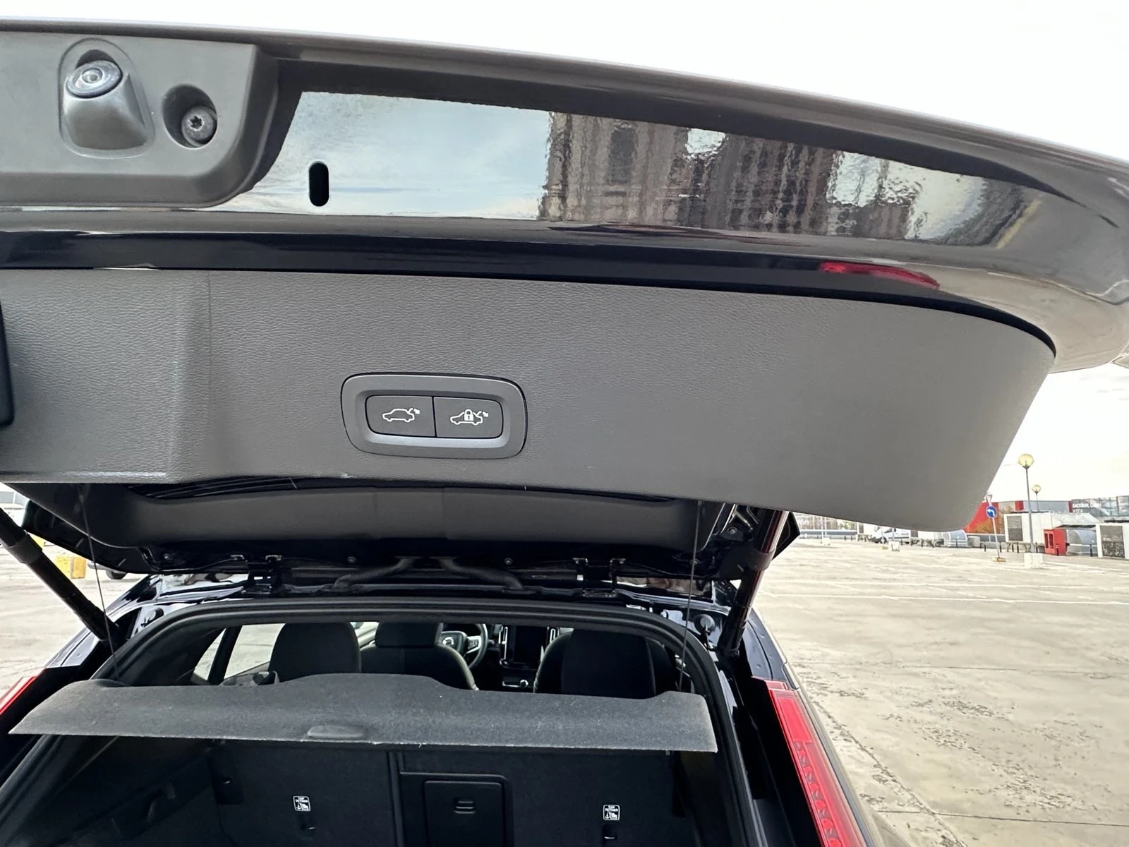 Volvo XC40 ВСИЧКИ ЕКСТРИ, 408 к.с., снимка 11 - Автомобили и джипове - 54044926