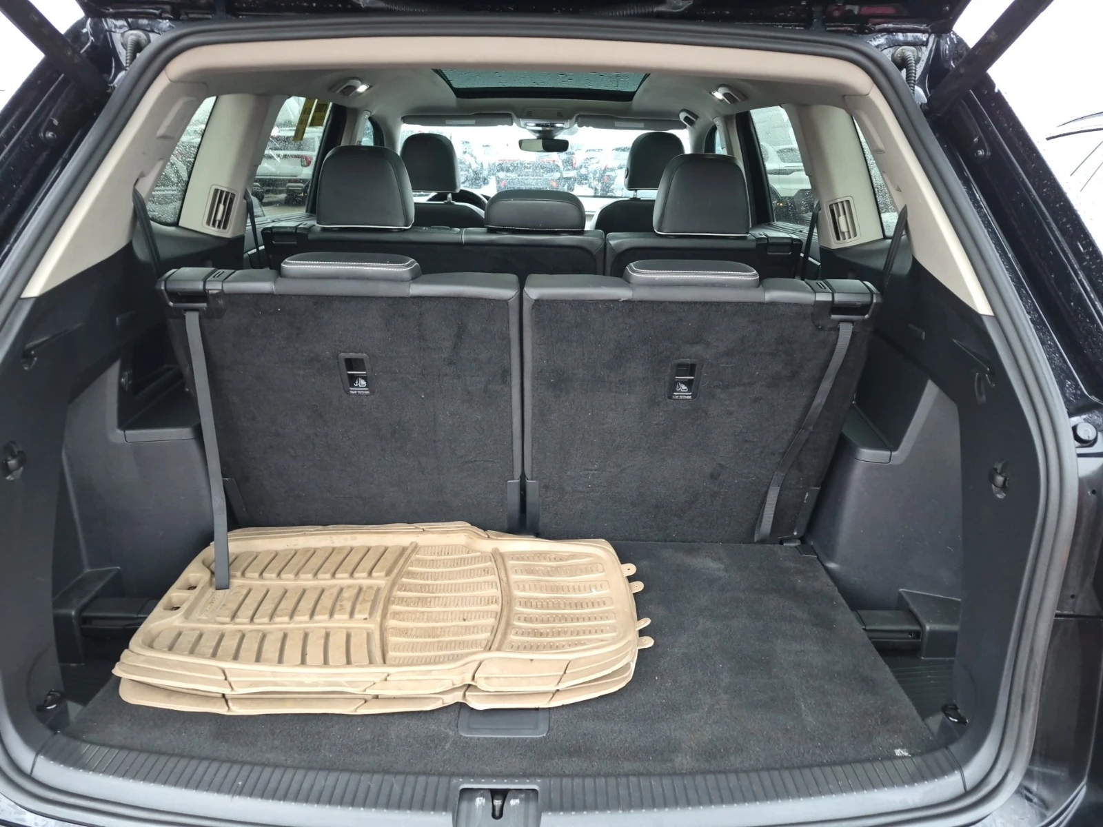 VW Atlas EXELINE R-LINE * * CARFAX * * АВТО КРЕДИТ * * , снимка 12 - Автомобили и джипове - 54352421