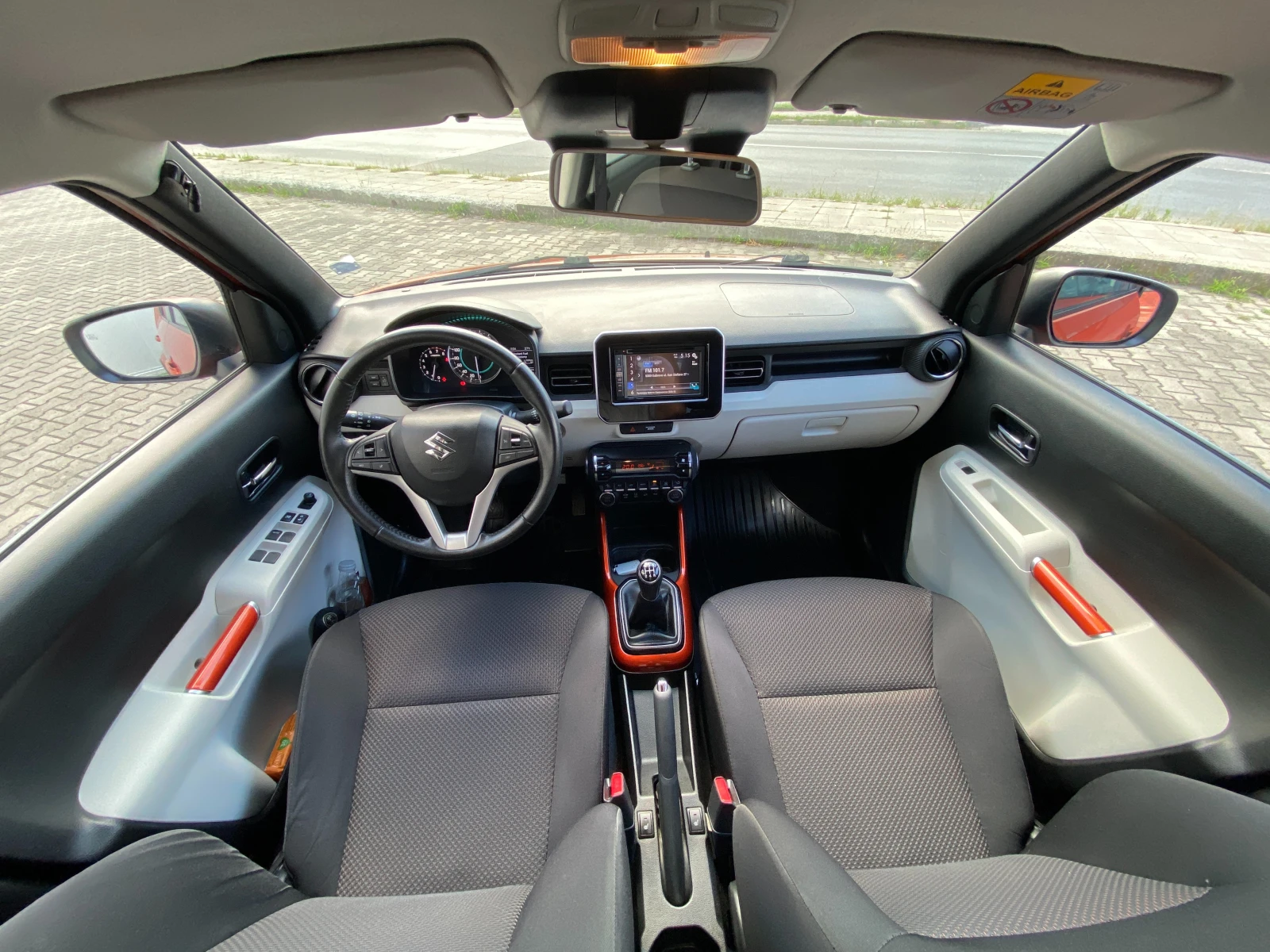 Suzuki Ignis 1.2 90 к.с. 4х4 5МТ, снимка 13 - Автомобили и джипове - 55207269