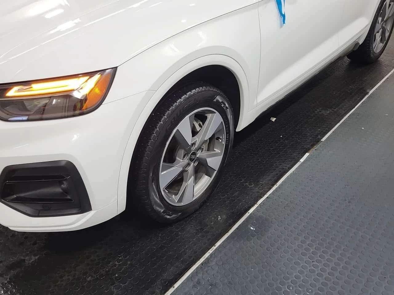 Audi Q5 * 45 Tfsi Quattro Komfort * ПРЕДСТАВИТЕЛСТВО, снимка 5 - Автомобили и джипове - 56332626