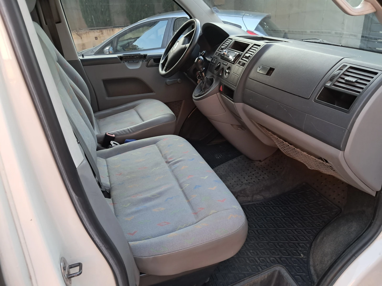 VW T5 -TRANSPORTER-216000 км., снимка 7 - Бусове и автобуси - 55769999