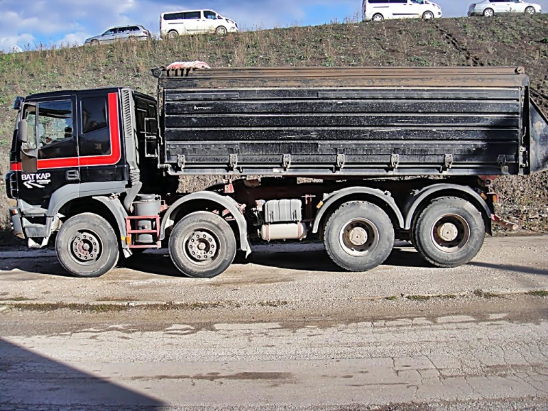 Iveco Trakker, снимка 7 - Камиони - 52503822