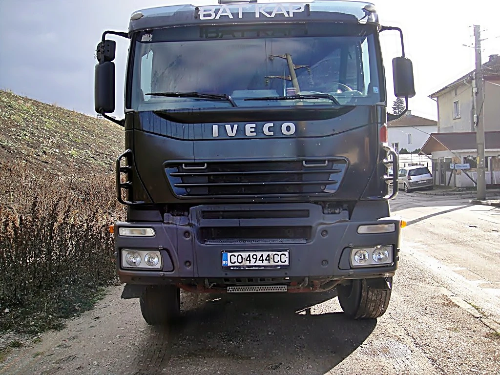 Iveco Trakker, снимка 1