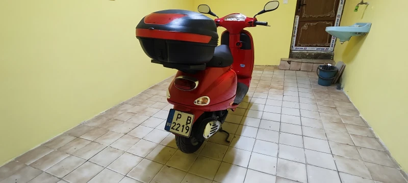 Vespa 125, снимка 3 - Мотоциклети и мототехника - 48179719