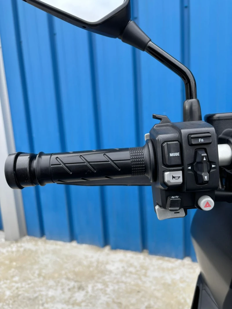 Honda X-ADV 750i ABS TC LED 2023, снимка 7 - Мотоциклети и мототехника - 53115116